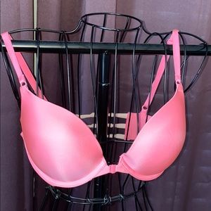 Hot pink Victoria secret bra